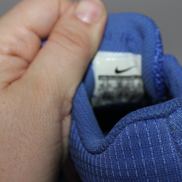 NIKE Girls Running Shoes Blue Purple  10.5C - Picture 2 of 11